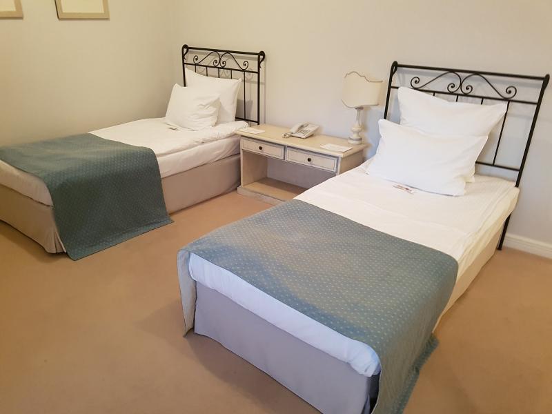 그단스크 Oliwska Dolina B&B 외부 사진